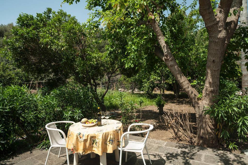 Come In Sicily La Pietra Monaca Apartment Acireale Room photo